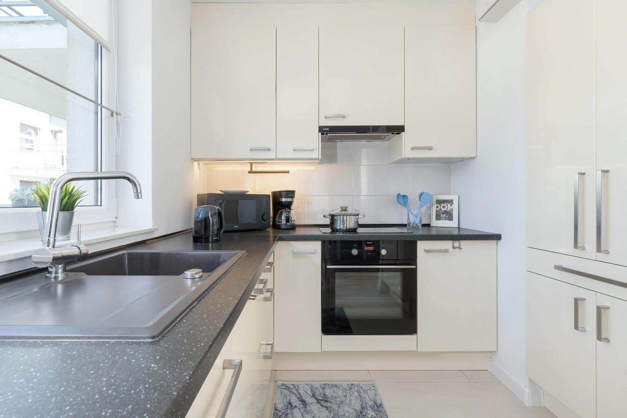 Jasny & Przestronny Apartament Z Balkonem I Parkingiem By Rent Like Home 그디니아 외부 사진