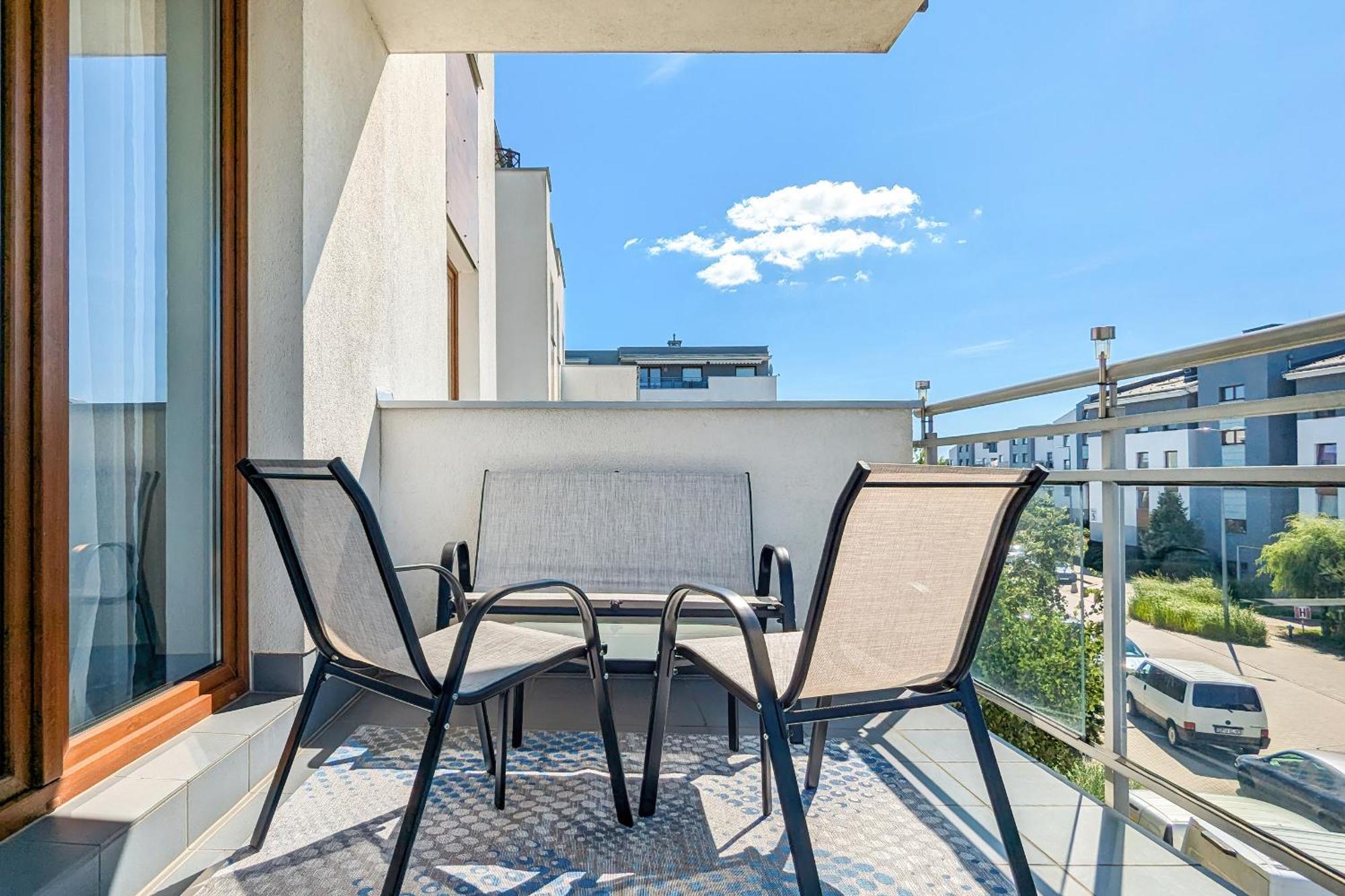 Jasny & Przestronny Apartament Z Balkonem I Parkingiem By Rent Like Home 그디니아 외부 사진